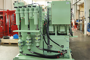 Hydraulic units by Viereck